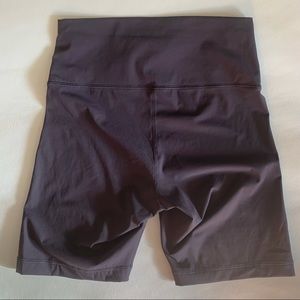 Everlane Biker Shorts Grey Size Large High Rise
